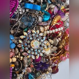 2.2 lbs Mixed Vintage Costume Jewelry Lot Craft Repair DIY Repurpose